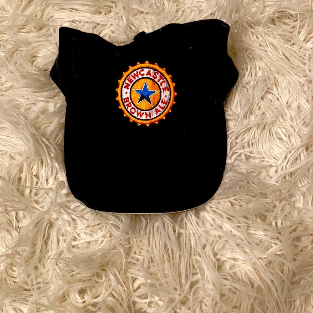 New castle hat